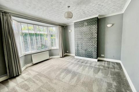 3 bedroom semi-detached house to rent, Newmarket Road, Bury St Edmunds IP33