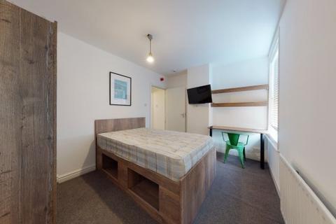 4 bedroom house share to rent, Cromwell Street