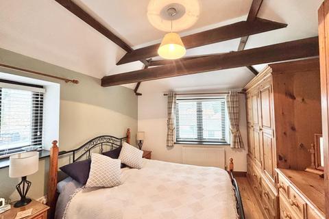 2 bedroom detached house for sale, High Street, Lakenheath IP27