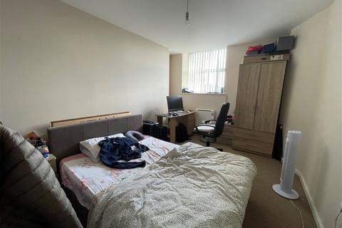 2 bedroom apartment for sale, Pellon Lane, HALIFAX
