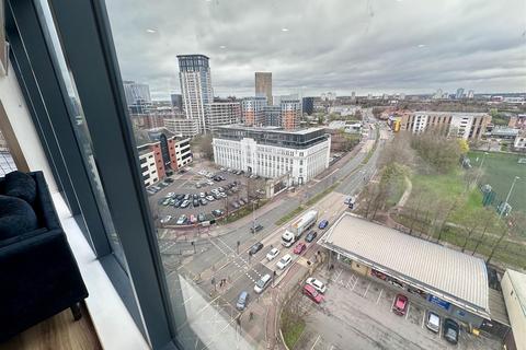 3 bedroom apartment for sale, The Gateway, Trafford Road, Salford