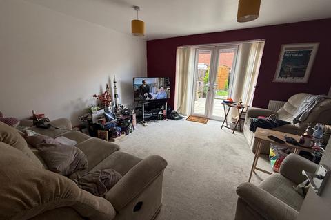 3 bedroom semi-detached house for sale, Redcurrant Avenue, Aylesbury