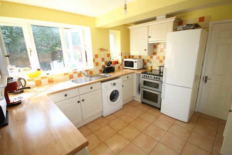 4 bedroom house to rent, Lander Close, Cambridge CB24