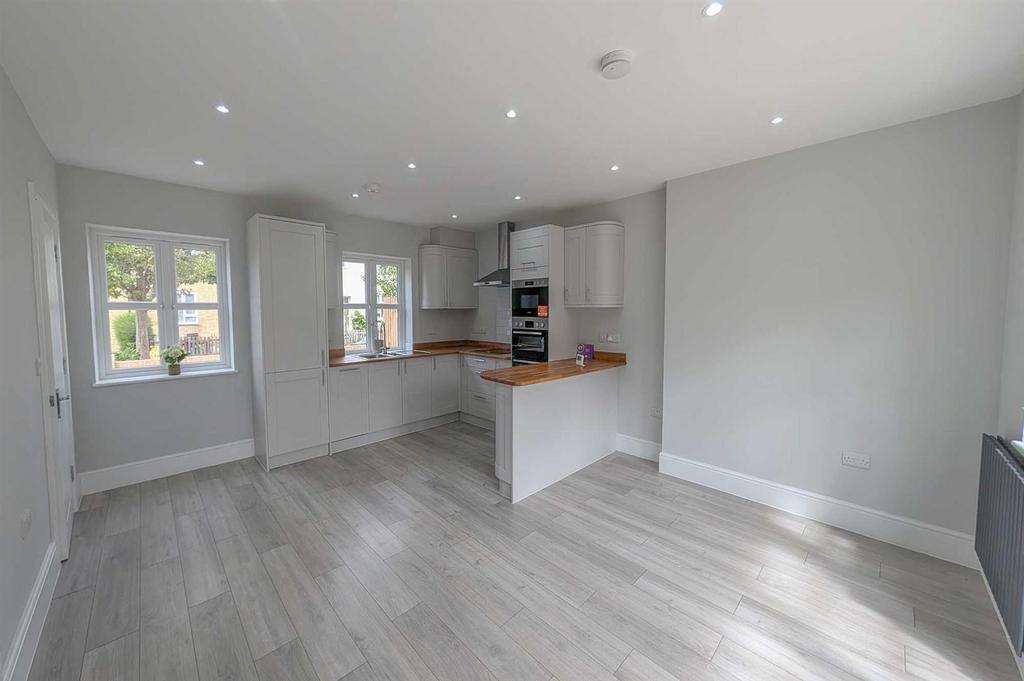 House in Cambridge, Eddington - View 5
