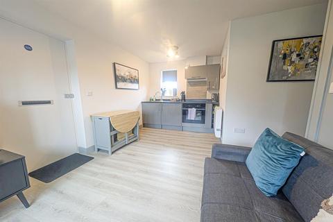 Studio for sale, Weston Way, Newmarket CB8
