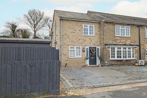 4 bedroom semi-detached house for sale, Mereside, Ely CB7