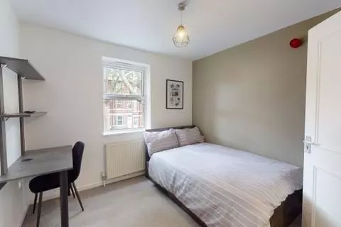 6 bedroom house share to rent – pohled 2