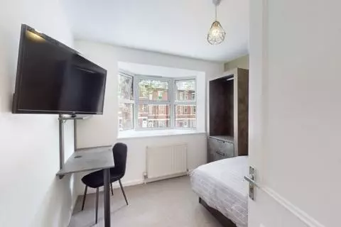 6 bedroom house share to rent – pohled 5