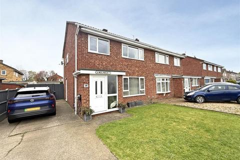 3 bedroom semi-detached house for sale, Conway Drive, Telford Estate, Shrewsbury