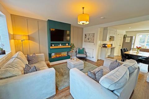 3 bedroom semi-detached house for sale, Skegness Road, Burgh Le Marsh, Skegness, Lincolnshire, PE24 5LL