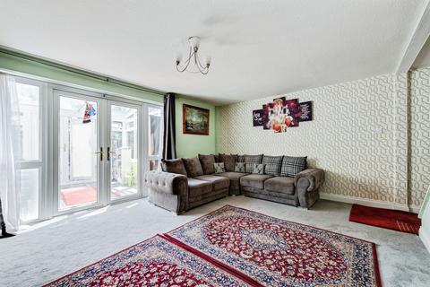3 bedroom terraced house for sale, Pegasus Road, Oxford