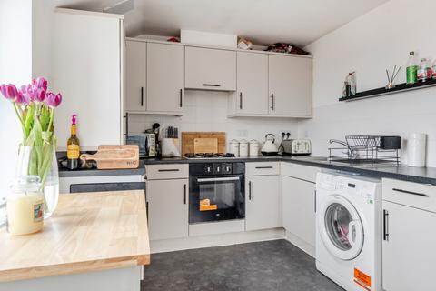 2 bedroom apartment for sale, Cunetio Gardens, White Horse Road, Marlborough
