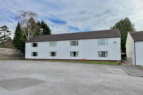 1 bedroom flat for sale, Beaconsfield Court, Sketty, Swansea, City And County of Swansea.