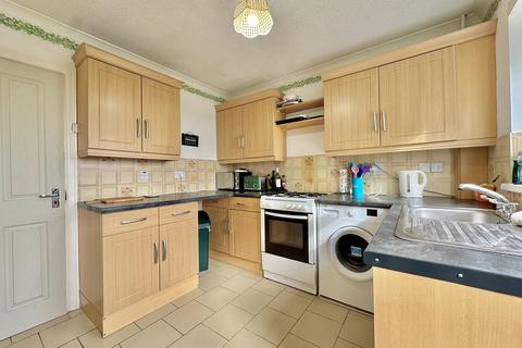 1 bedroom flat for sale, Beaconsfield Court, Sketty, Swansea, City And County of Swansea.