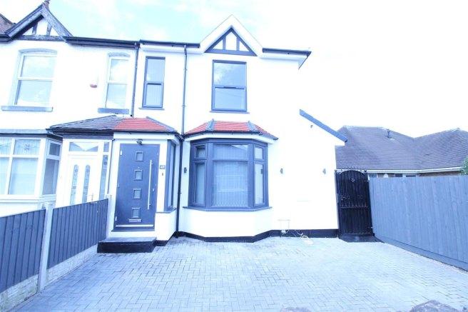 House in Nottingham, Beeston - View 2