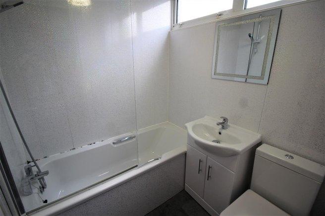 House in Nottingham, Old Lenton, Nottinghamshire - More