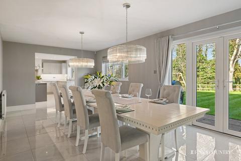 5 bedroom detached house for sale, South Luffenham