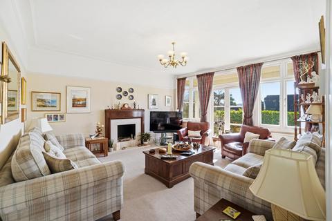 undefined, Manor Way, Purley CR8