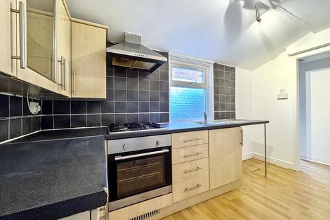 3 bedroom end of terrace house for sale, Holly Street, Jarrow, Tyne and Wear, NE32 5HZ