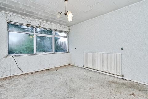 3 bedroom maisonette for sale, Dandys Walk, Walsall, West Midlands, WS1