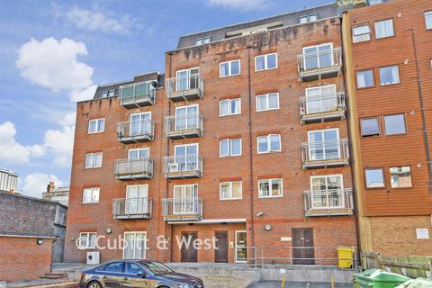 2 bedroom apartment for sale, Capstan House, Portsmouth PO6