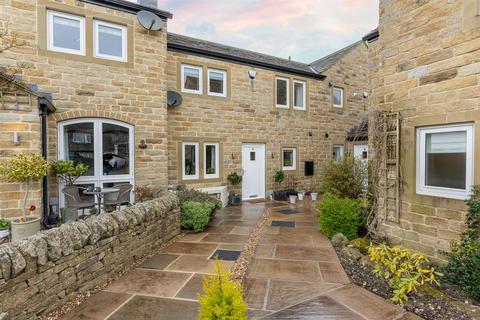 3 bedroom cottage for sale, Beech Court, Huddersfield HD4