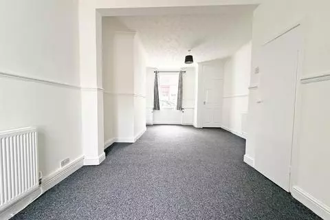 2 bedroom terraced house to rent – pohled 2