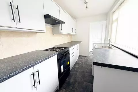 2 bedroom terraced house to rent – pohled 5