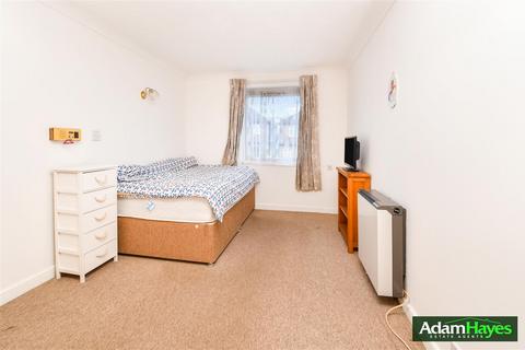 undefined, 34 Friern Park, London N12