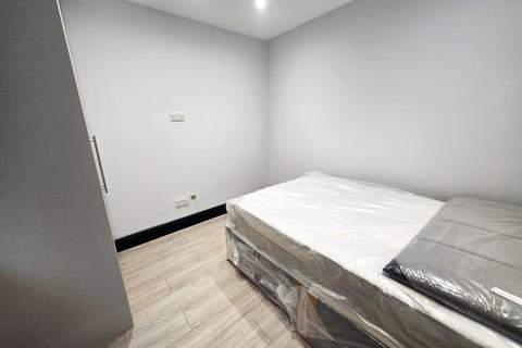 1 bedroom semi-detached house to rent, Victoria Court, Green Man Lane, Feltham, Middlesex, TW14