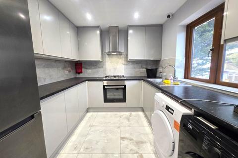 1 bedroom semi-detached house to rent, Victoria Court, Green Man Lane, Feltham, Middlesex, TW14