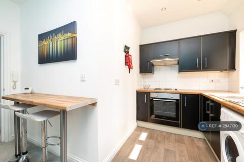 3 bedroom flat to rent, Binley Road, Coventry, CV3