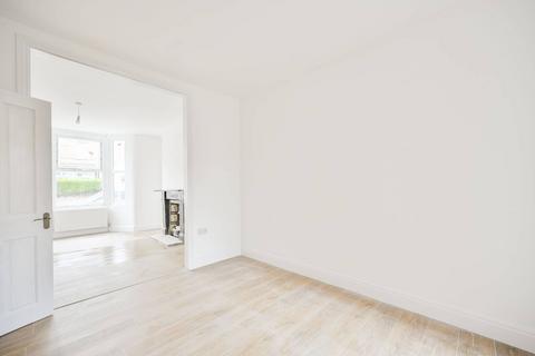 3 bedroom terraced house for sale, Northbank Road, Walthamstow, London, E17