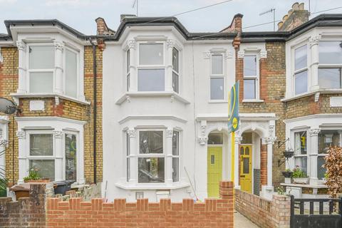 3 bedroom terraced house for sale, Northbank Road, Walthamstow, London, E17