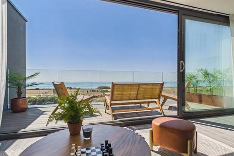 2 bedroom apartment for sale, Boscombe Overcliff Drive, Southbourne, Bournemouth, Dorset, BH5