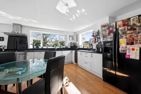 4 bedroom detached house for sale, Grangewood, Potters Bar, EN6