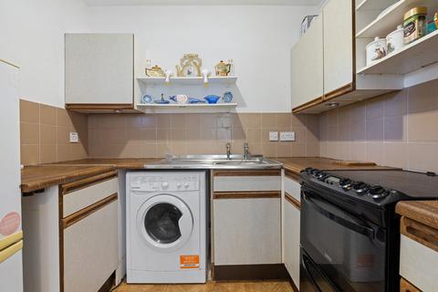 1 bedroom ground floor flat for sale, Headley Road, Hindhead GU26