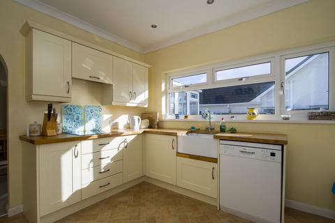 3 bedroom detached bungalow for sale, Minehead Avenue, Sully