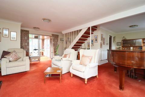 3 bedroom detached house for sale, Fallowfield Road, Walsall
