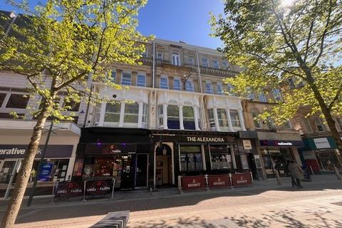 2 bedroom flat to rent, Commercial Street, Newport, NP20