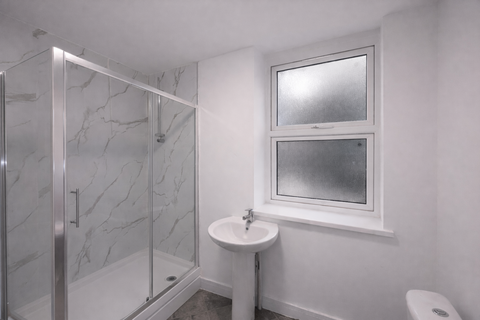 2 bedroom flat to rent, Commercial Street, Newport, NP20