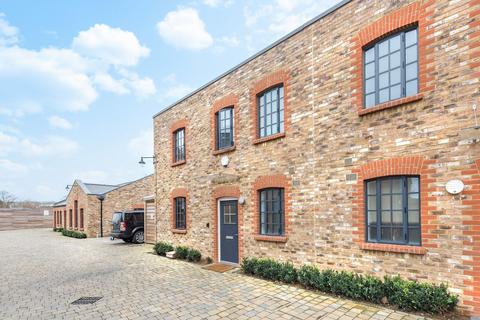 2 bedroom house for sale, Hamilton Road, Twickenham, TW2