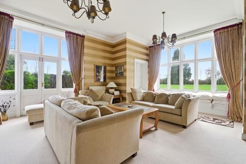 2 bedroom apartment to rent, Coopers Green Lane, Hertfordshire AL10