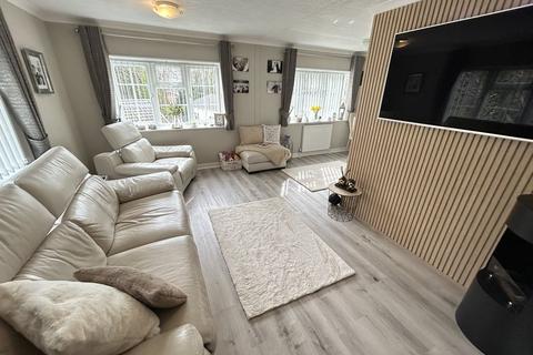 undefined, Hendre Road, Conwy