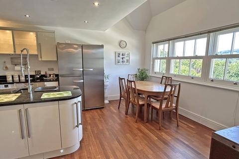 2 bedroom apartment for sale, Hillside Road, Sidmouth