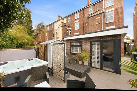 2 bedroom apartment for sale, Salisbury Road , Southsea