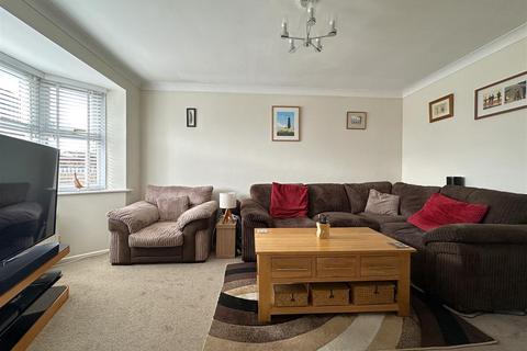 4 bedroom detached house for sale, Wishart Way, Chippenham