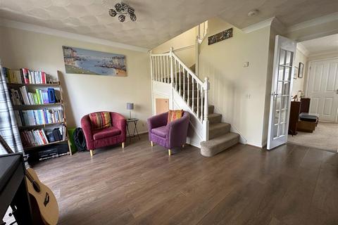 4 bedroom detached house for sale, Wishart Way, Chippenham