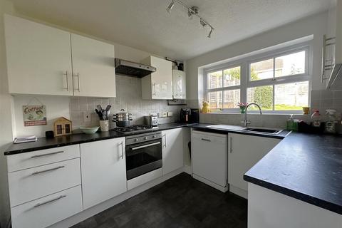4 bedroom detached house for sale, Wishart Way, Chippenham