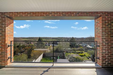 2 bedroom apartment for sale, Lynne Close, Flat 6, South Croydon, CR2